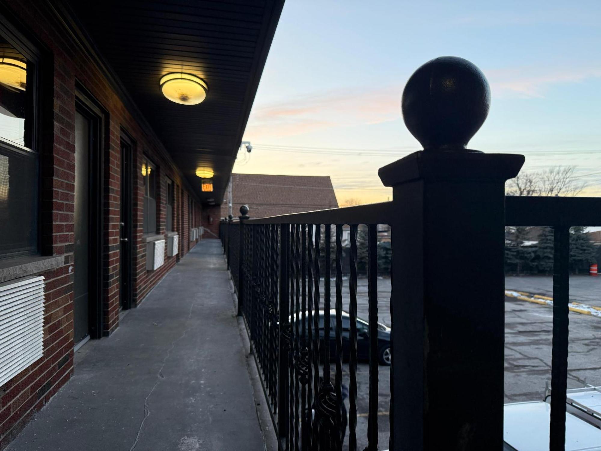 Admiral Motel By Oyo Chicago I-94 Exterior photo
